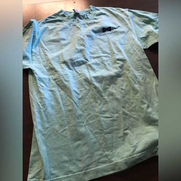 Simply Southern size small t shirt excellent condition - Picture 1 of 3